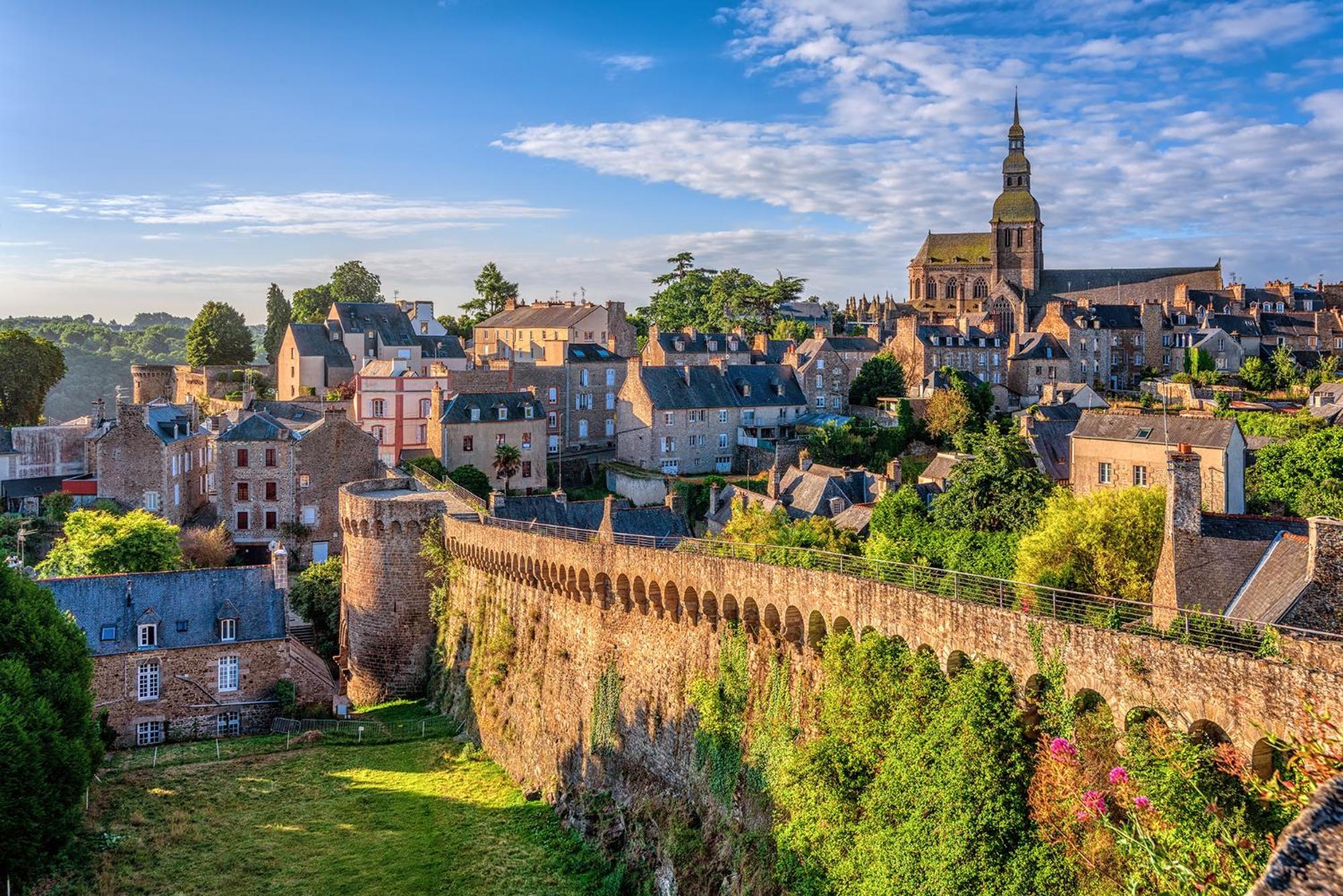 Hotel De La Porte Saint-Malo Dinan Buitenkant foto